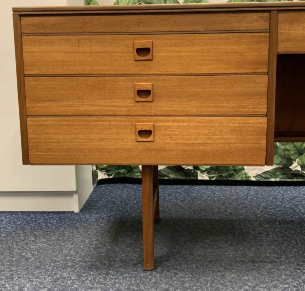 Alfred Cox antique mid-century double-sided walnut desk with 6 drawers - Image 10