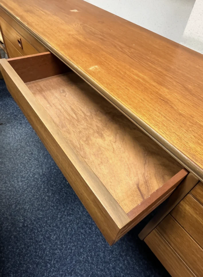 Alfred Cox antique mid-century double-sided walnut desk with 6 drawers - Image 8